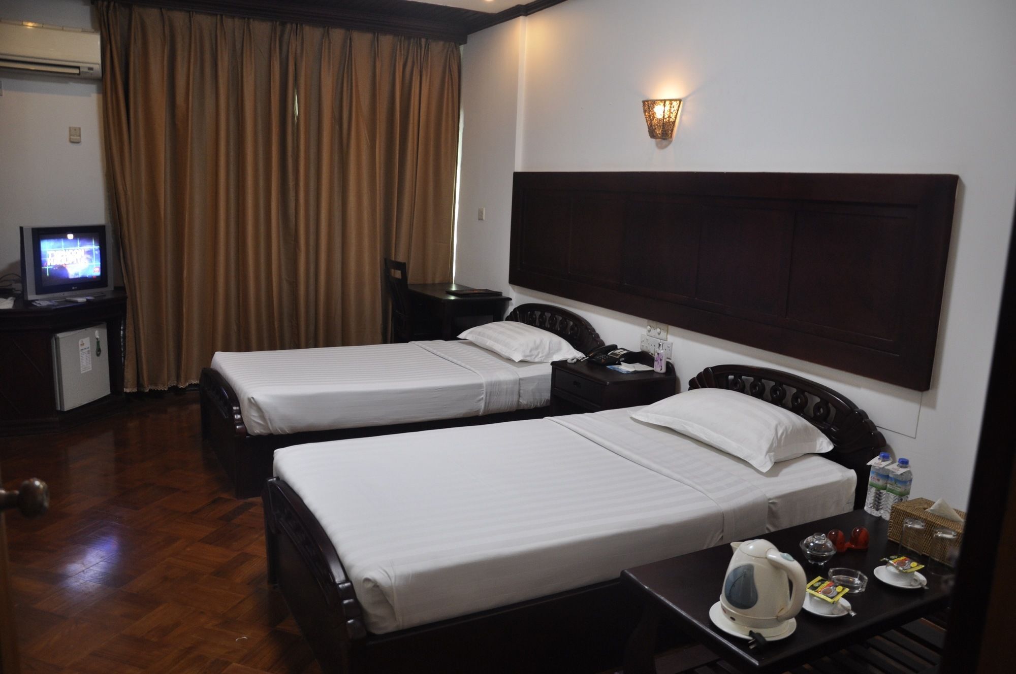 Hotel Queen Mandalay Exterior foto